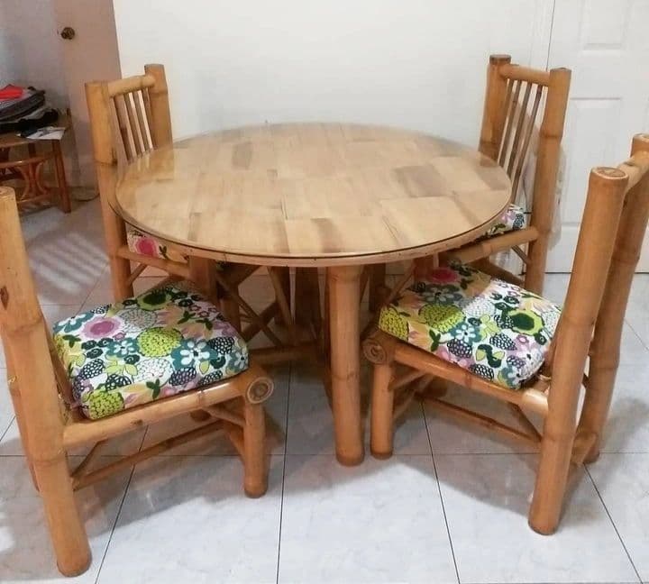 Round 4 Seater Dining