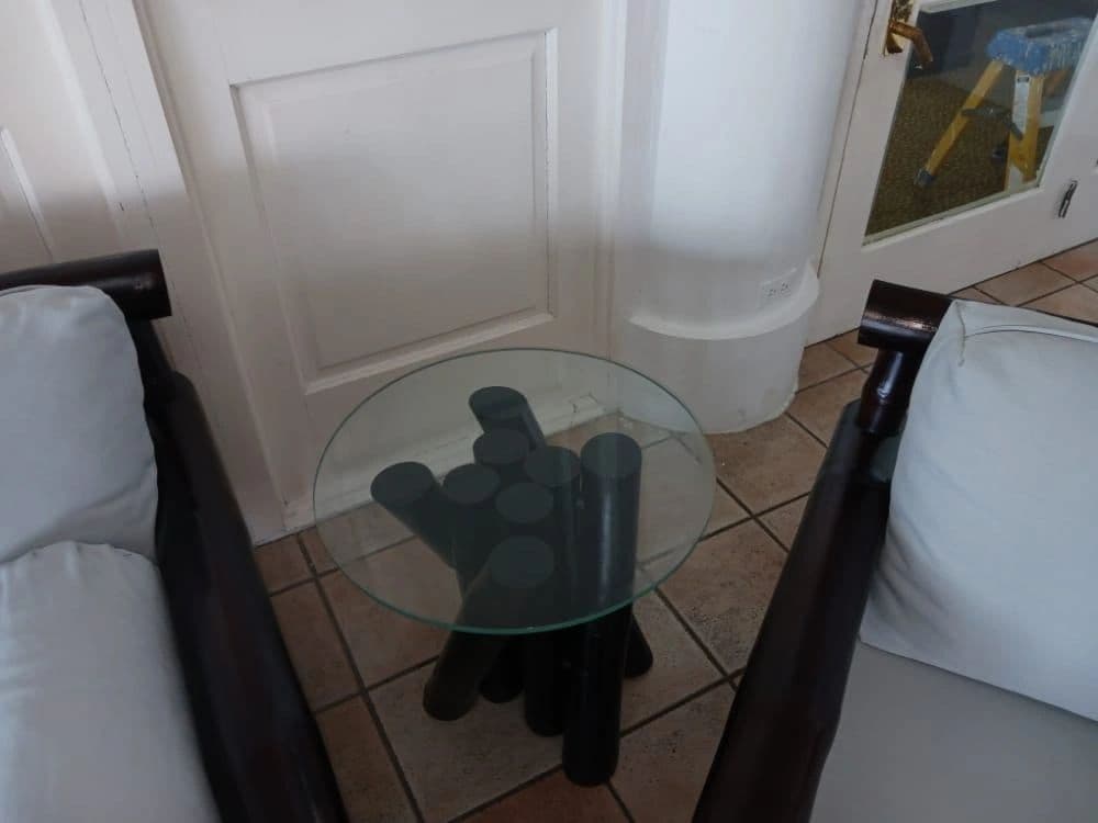 Rose Hall Cluster Table
